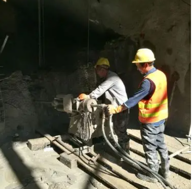 宾县水下抗分散灌浆料特点 水下不分散注浆料介绍